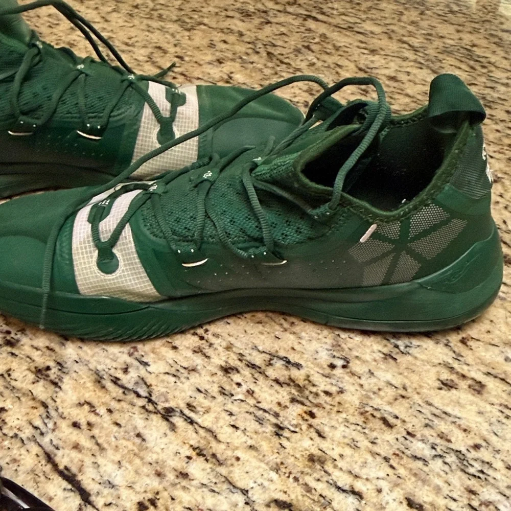 NIKE Kobe AD Exodus TB Green White Giannis Celtics Milwaukee Bucks Freak Mens 16